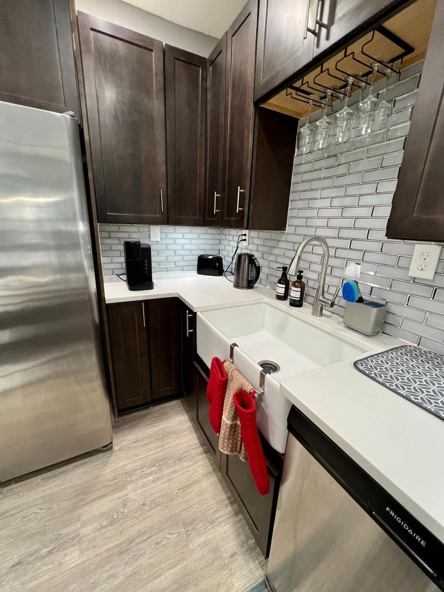 Charming 2Br 2Ba 10 Min Dt Airport By Lsp Homes แอตแลนตา ภายนอก รูปภาพ
