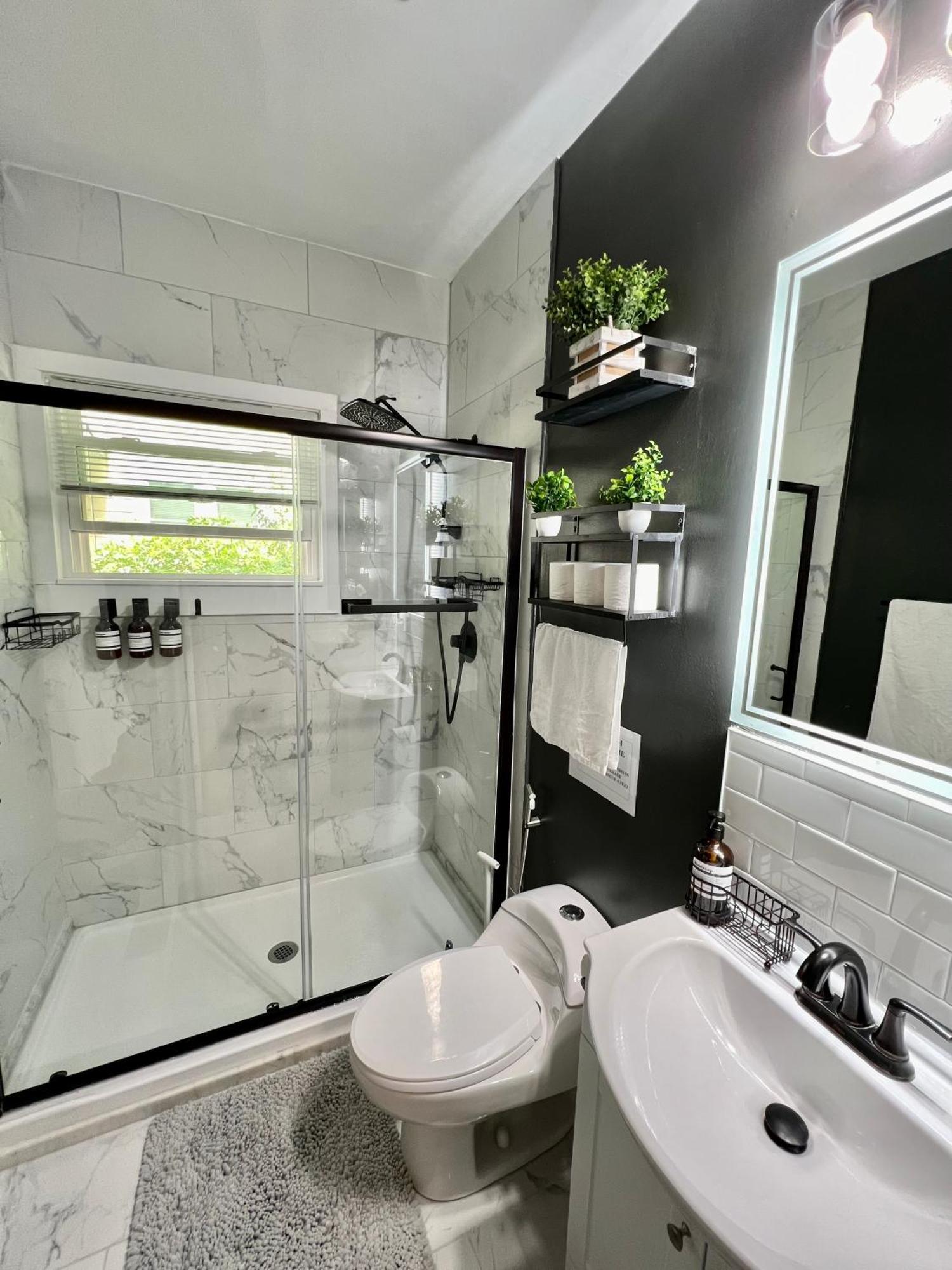 Charming 2Br 2Ba 10 Min Dt Airport By Lsp Homes แอตแลนตา ภายนอก รูปภาพ